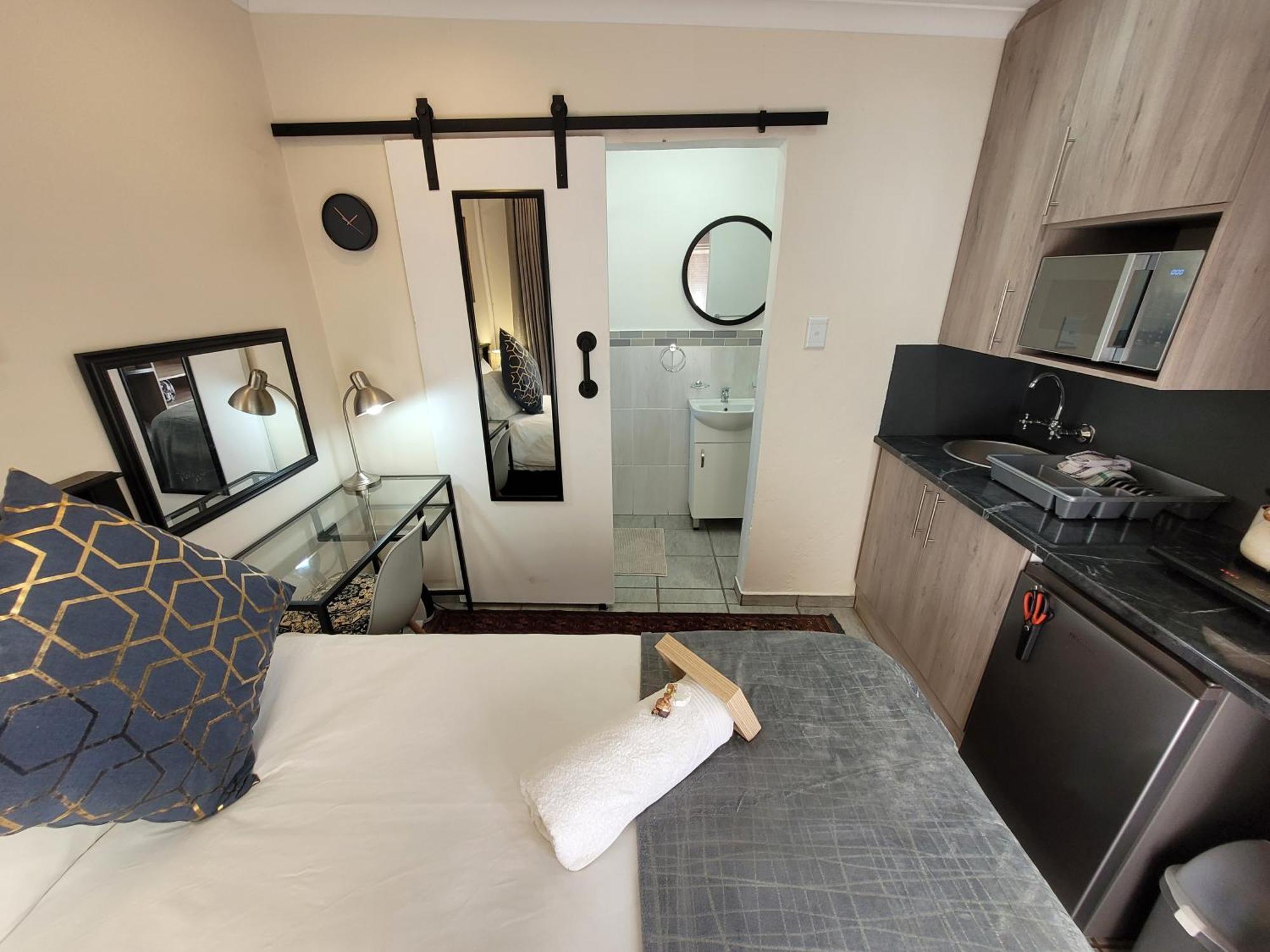 The Oak Potch Guesthouse Potchefstroom Ngoại thất bức ảnh